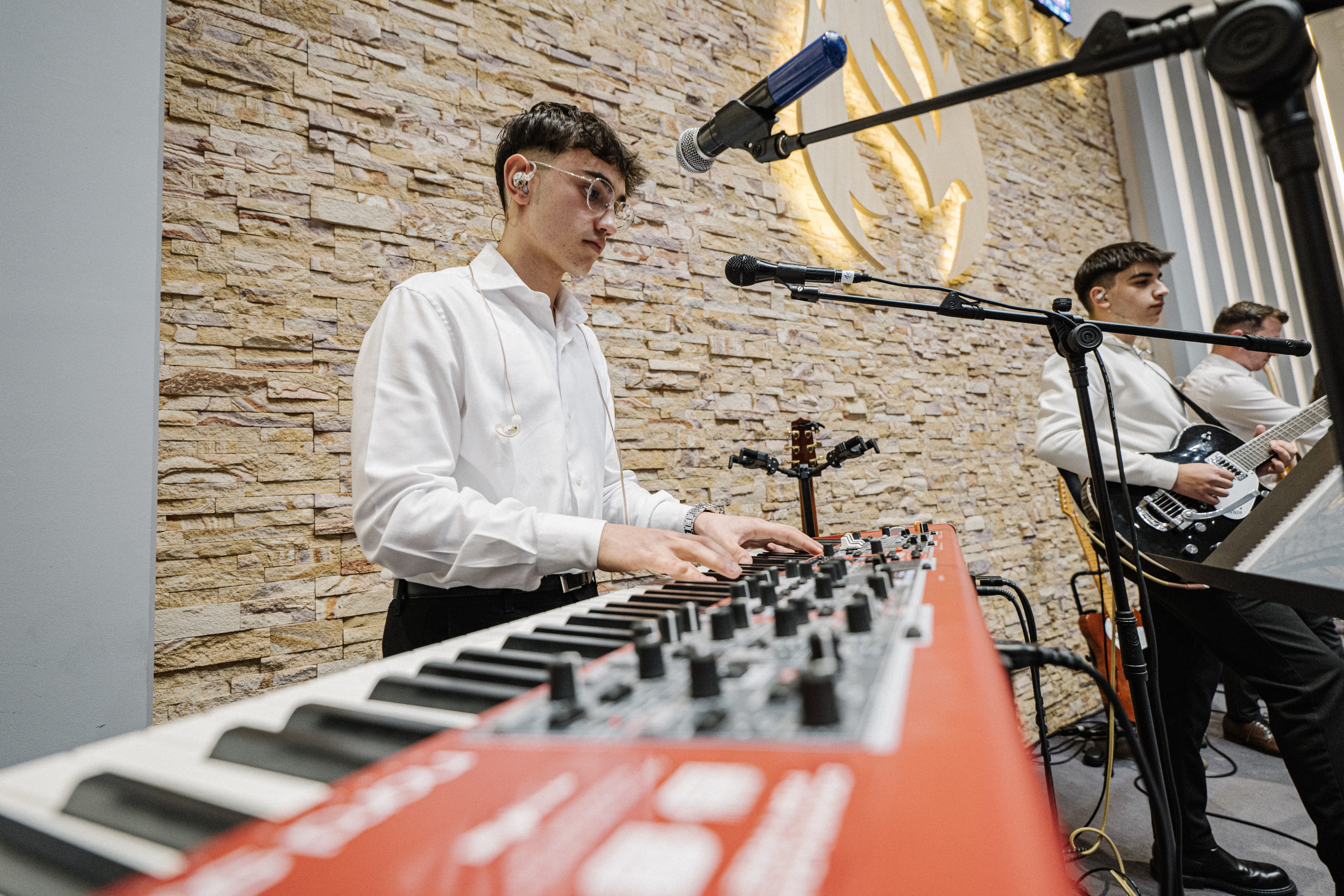 Confe Tineri 22